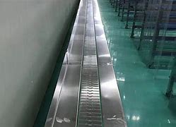 四向穿梭車立體倉庫柔性輸送設(shè)備的特點(diǎn)是什么？